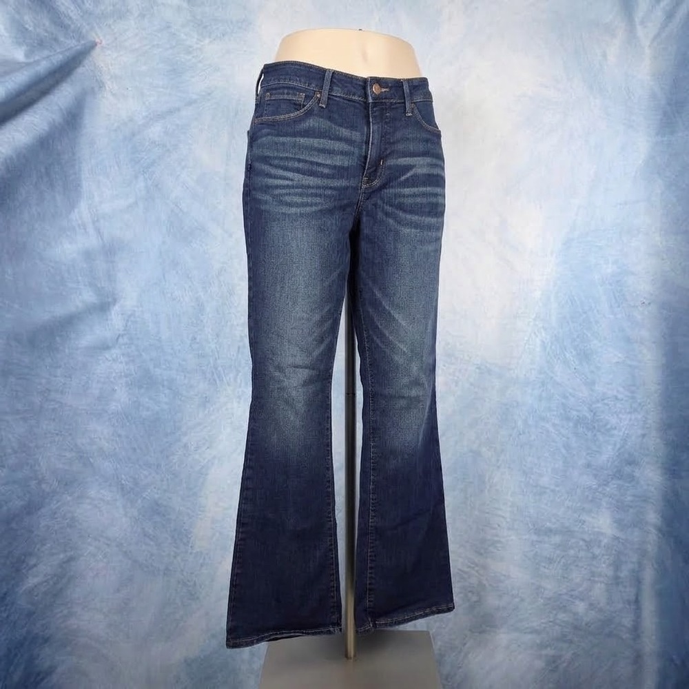 Signature Levi Strauss Totally Shaping Bootcut Jeans Dark Wash 14L W32 L34